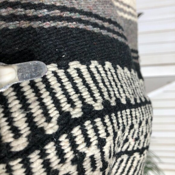 Vintage 70s Woven Fringe Blanket Poncho Vest Size M L - Picture 9 of 9